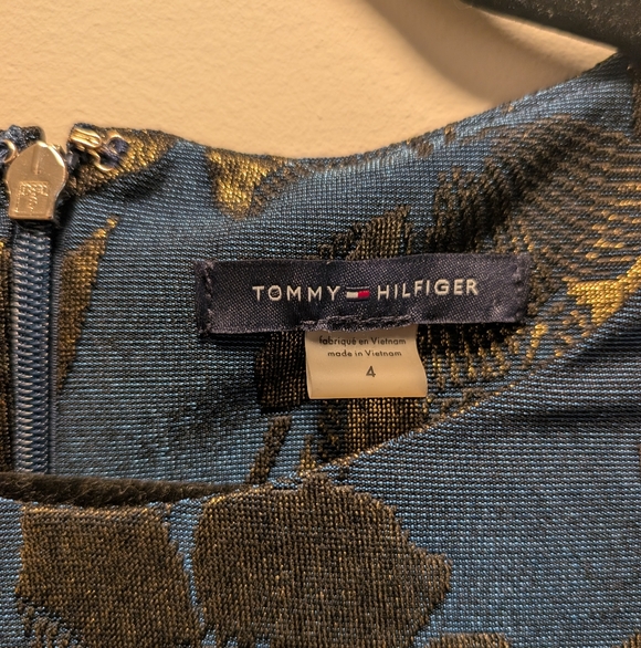 Tommy Hilfiger Blue & Gold Brocade Bell Sleeve Dress Size 4 - Picture 5 of 6